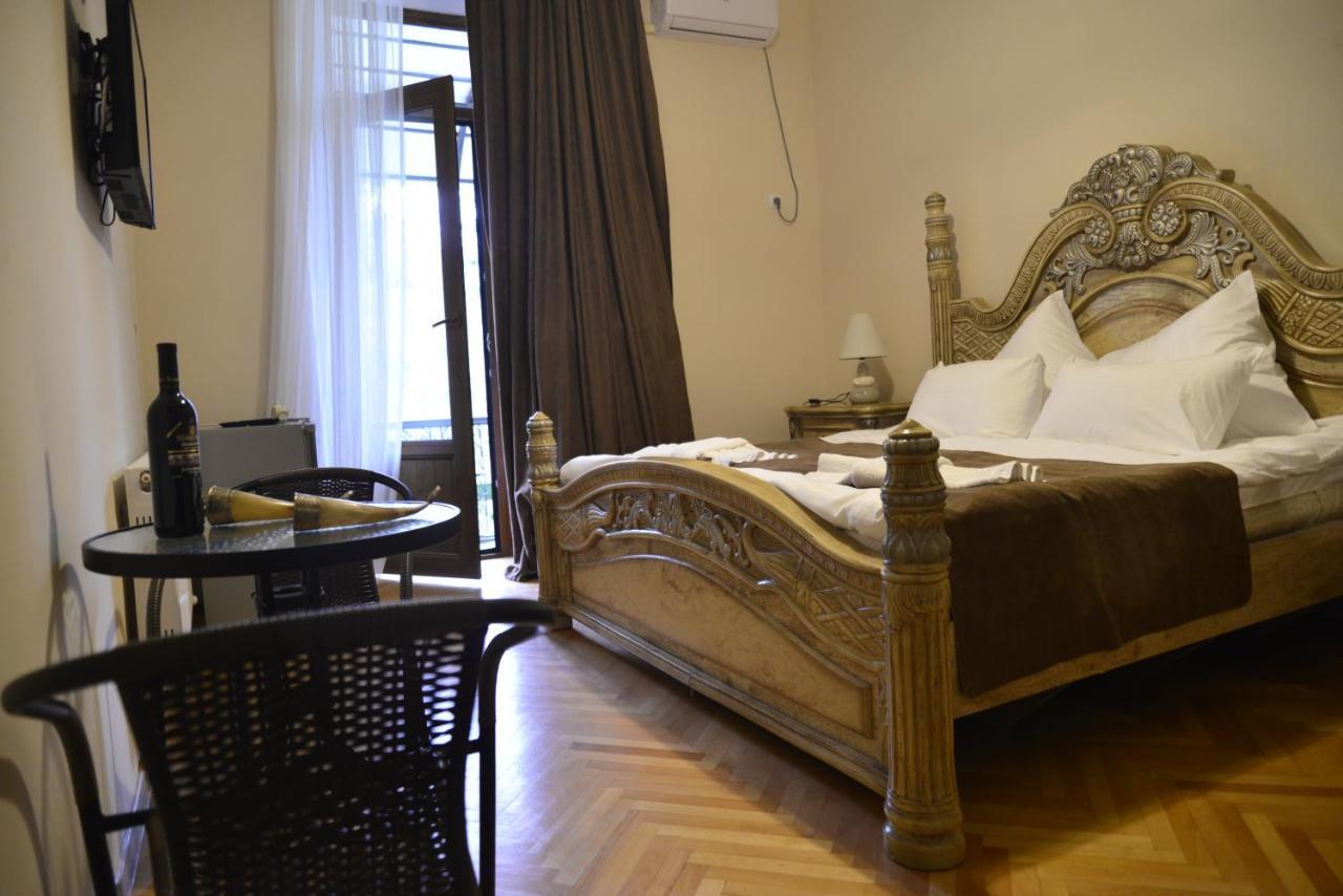 Hotel Victoria Боржомі Екстер'єр фото