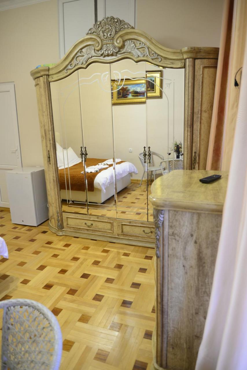 Hotel Victoria Боржомі Екстер'єр фото